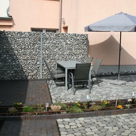 Fam. Jaeger 400m Zum アパート Koserow