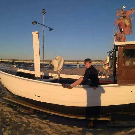 アパート Fam. Jaeger 400m Zum